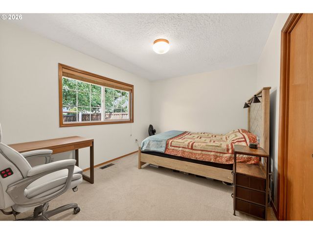 2835 Ne LEATHERS Ln, Mc Minnville, OR 97128
