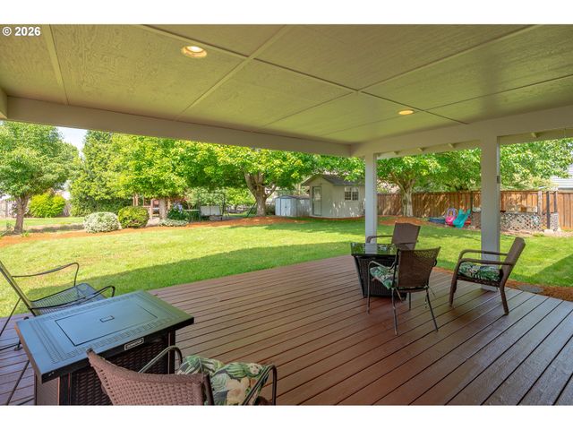 2835 Ne LEATHERS Ln, Mc Minnville, OR 97128