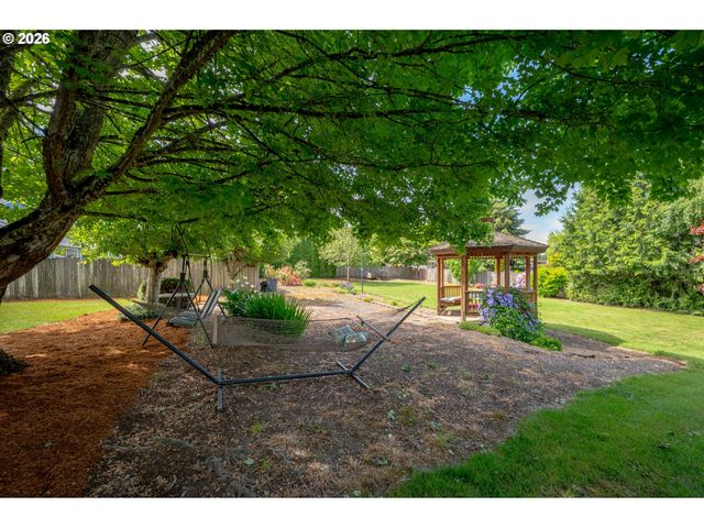 2835 Ne LEATHERS Ln, Mc Minnville, OR 97128