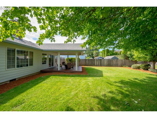 2835 Ne LEATHERS Ln, Mc Minnville, OR 97128