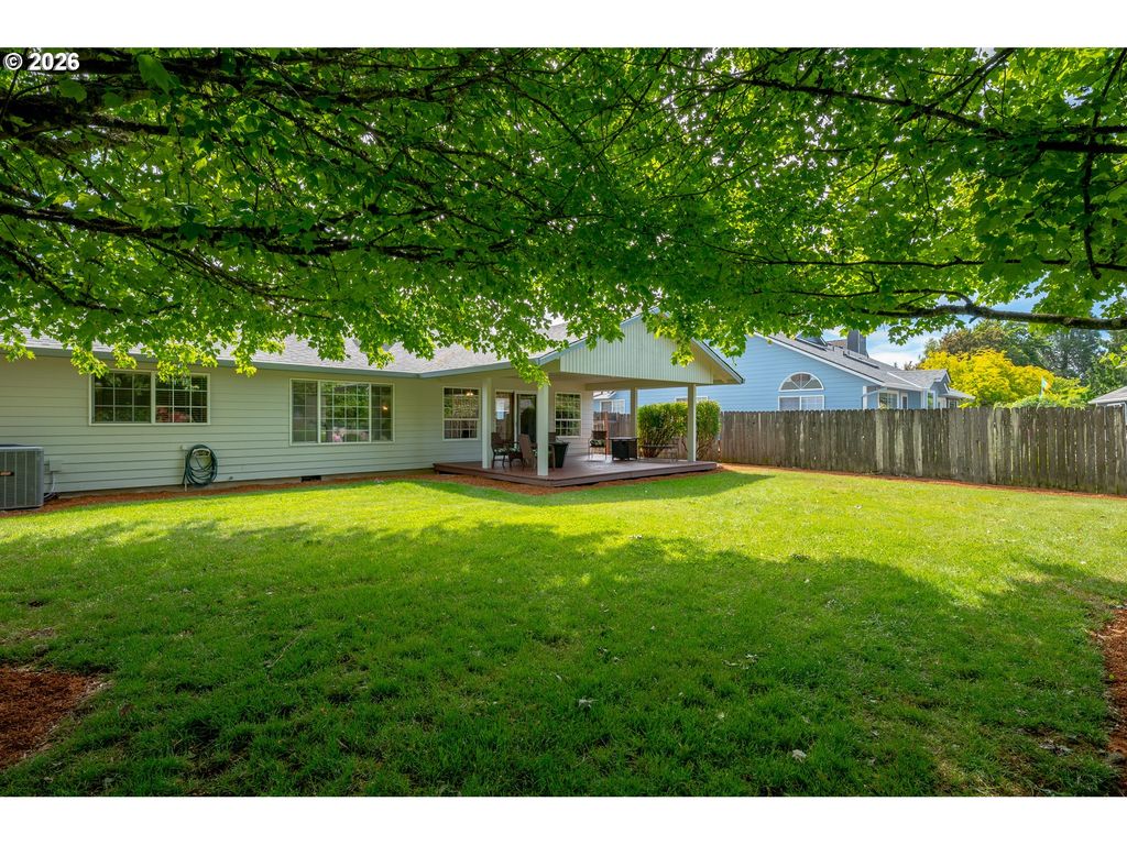 Image 33 of property listing at 2835 Ne LEATHERS Ln, Mc Minnville, OR 97128