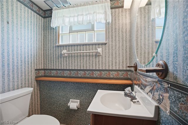 26670 FAIRFAX Lane, North Olmsted, OH 44070