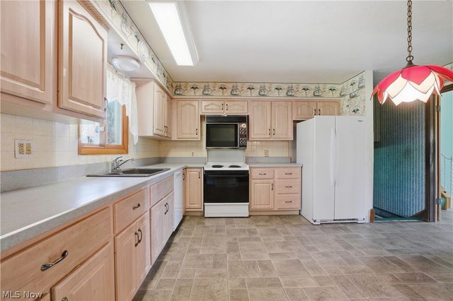 26670 FAIRFAX Lane, North Olmsted, OH 44070
