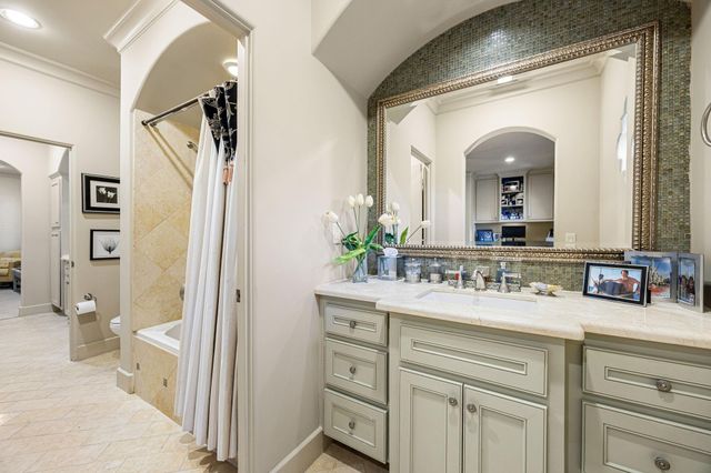 7719 Betty Jane Lane, Houston, TX 77055