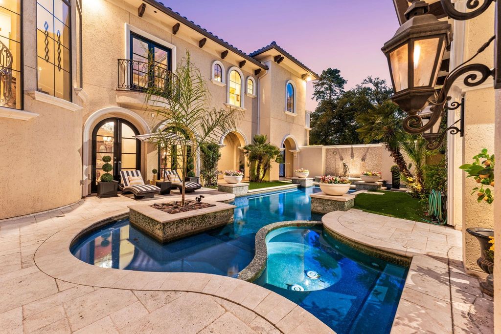 7719 Betty Jane Lane, Houston, TX 77055