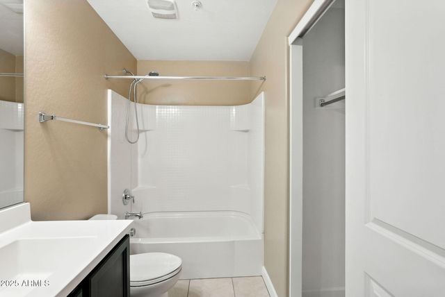 240 W Juniper Avenue Unit 1049, Gilbert, AZ 85233