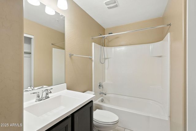 240 W Juniper Avenue Unit 1049, Gilbert, AZ 85233