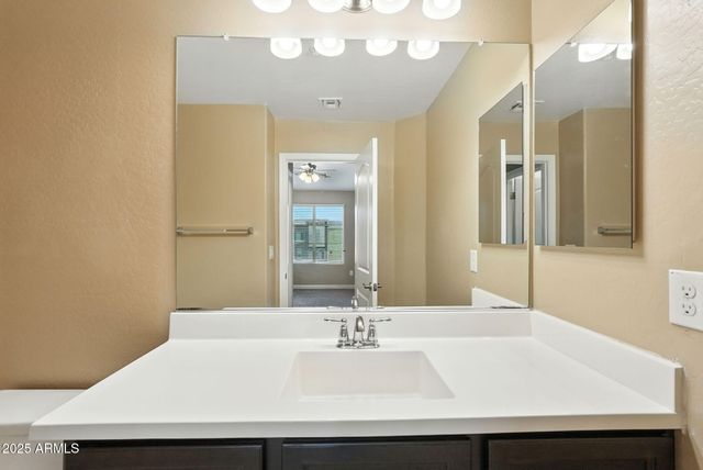 240 W Juniper Avenue Unit 1049, Gilbert, AZ 85233
