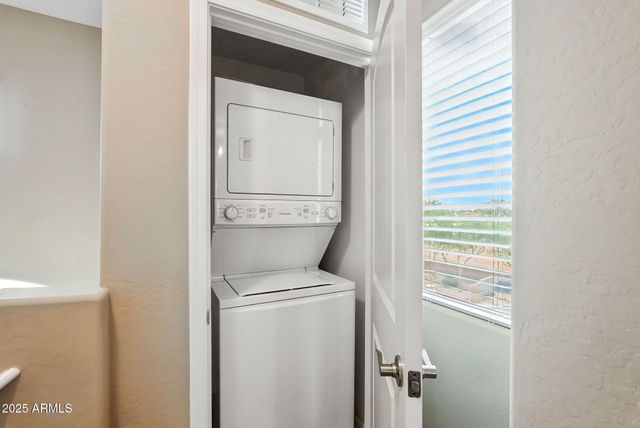 240 W Juniper Avenue Unit 1049, Gilbert, AZ 85233