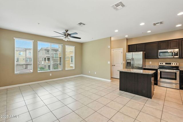240 W Juniper Avenue Unit 1049, Gilbert, AZ 85233