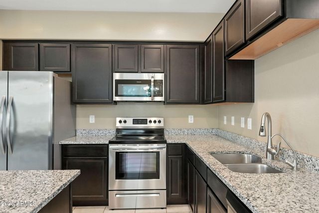 240 W Juniper Avenue Unit 1049, Gilbert, AZ 85233
