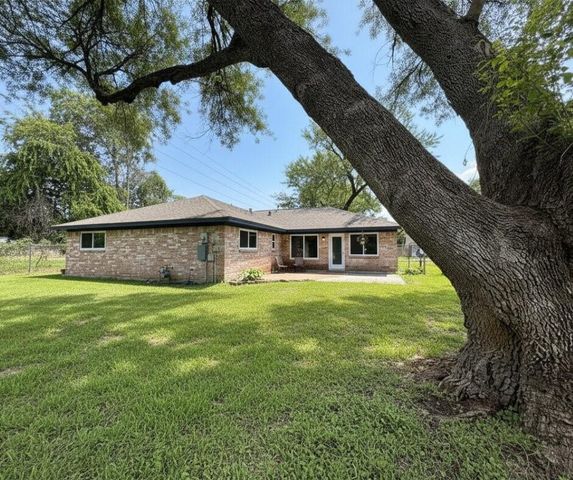 13123 Foxburo Drive, Houston, TX 77065