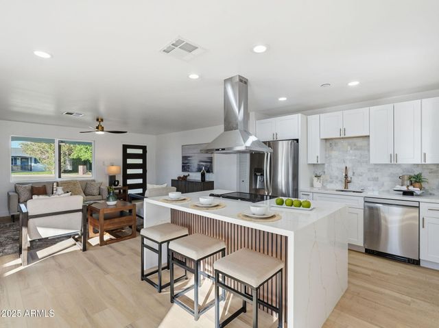 6813 E DIAMOND Street, Scottsdale, AZ 85257