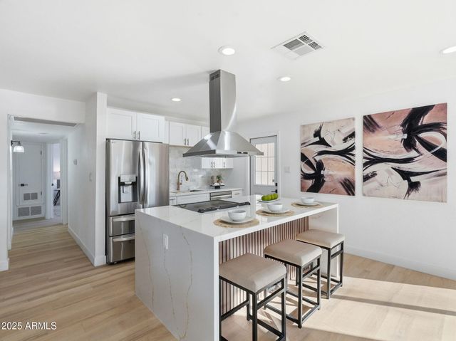 6813 E DIAMOND Street, Scottsdale, AZ 85257