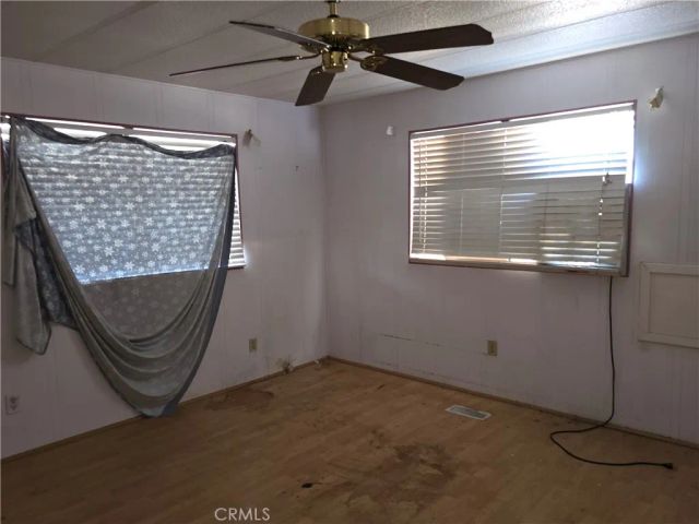 575 S Lyon 21, Hemet, CA 92545