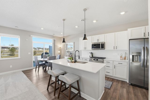 1927 Prospect Lane, Carver, MN 55315