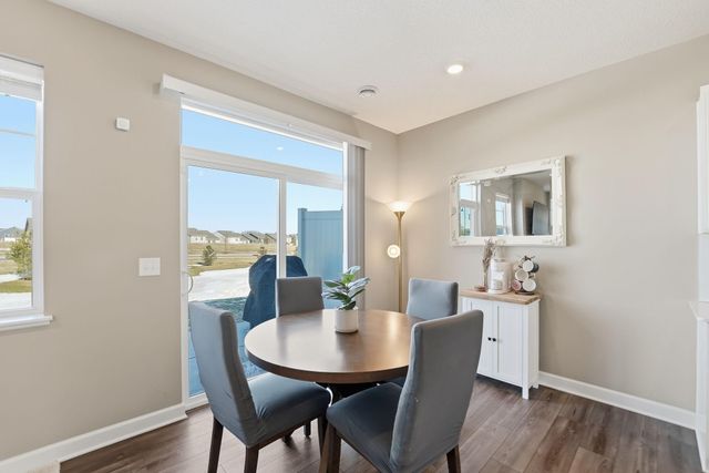 1927 Prospect Lane, Carver, MN 55315