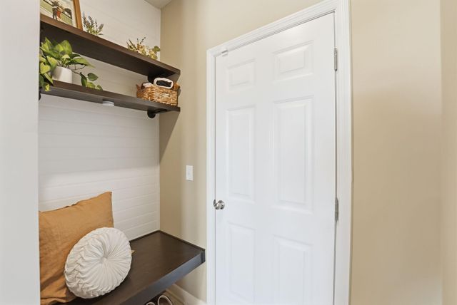 1927 Prospect Lane, Carver, MN 55315