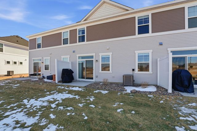 1927 Prospect Lane, Carver, MN 55315