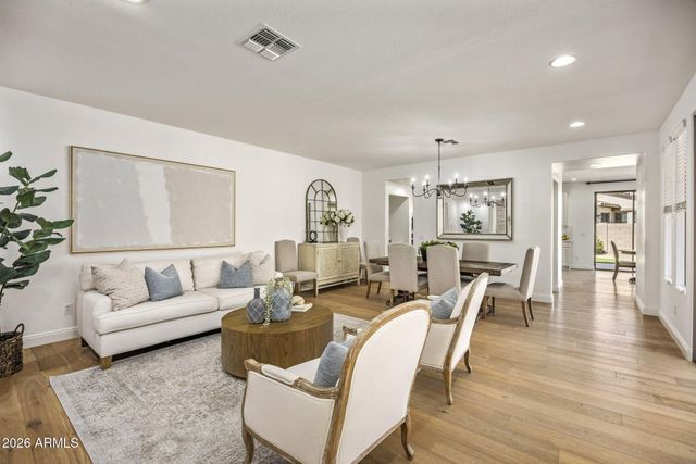 3756 E DONALD Drive, Phoenix, AZ 85050