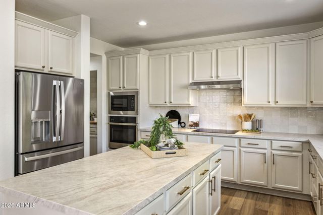 3756 E DONALD Drive, Phoenix, AZ 85050