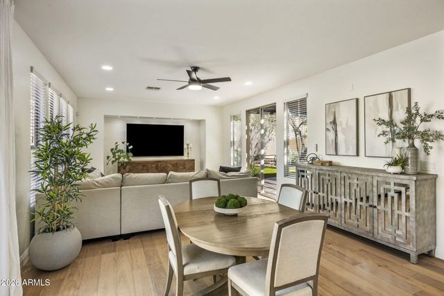 3756 E DONALD Drive, Phoenix, AZ 85050