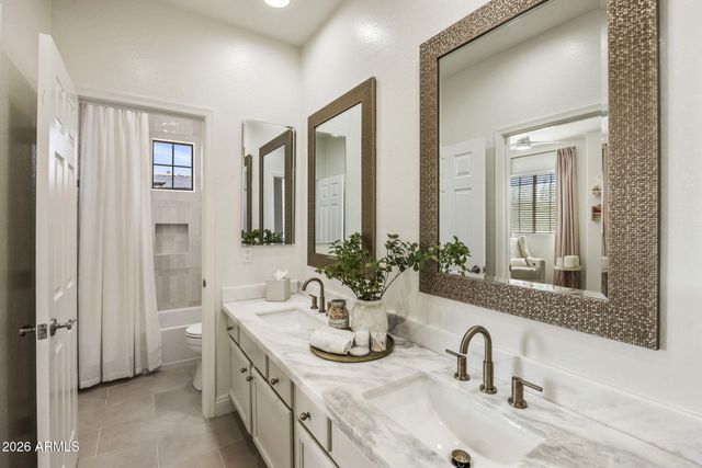 3756 E DONALD Drive, Phoenix, AZ 85050