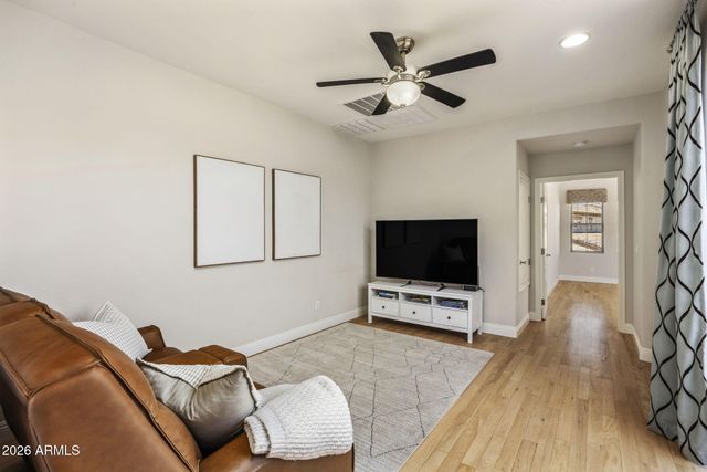 3756 E DONALD Drive, Phoenix, AZ 85050