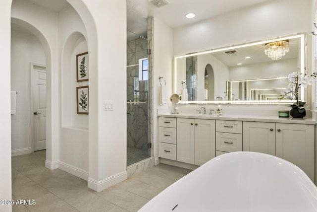 3756 E DONALD Drive, Phoenix, AZ 85050