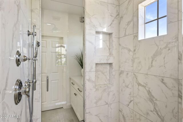 3756 E DONALD Drive, Phoenix, AZ 85050