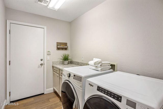 3756 E DONALD Drive, Phoenix, AZ 85050