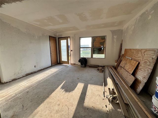 414 S Highland Avenue, Hobart, OK 73651