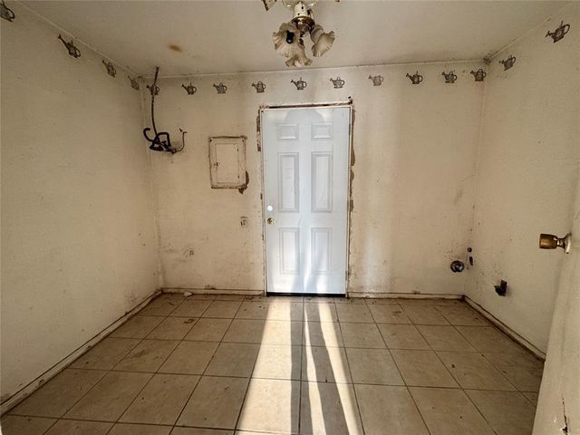 414 S Highland Avenue, Hobart, OK 73651