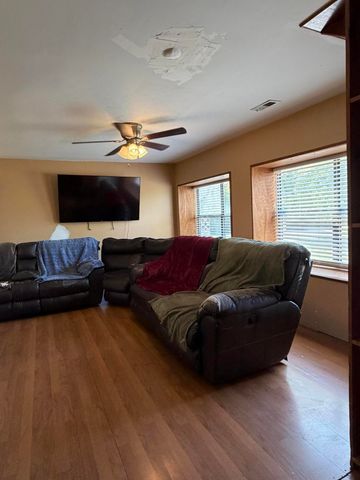 135 County Road 478, Bridgeport, AL 35740