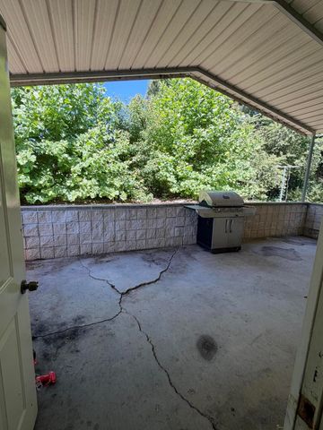 135 County Road 478, Bridgeport, AL 35740