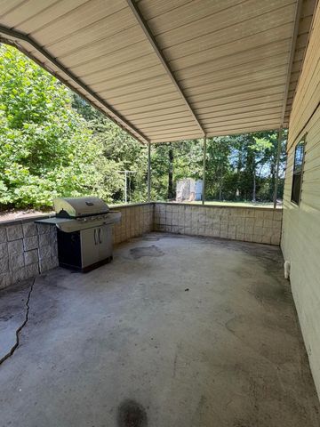 135 County Road 478, Bridgeport, AL 35740