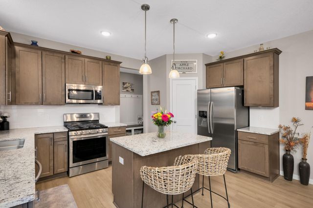 11600 34th Street N, Lake Elmo, MN 55042