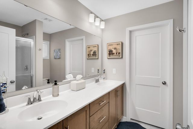 11600 34th Street N, Lake Elmo, MN 55042