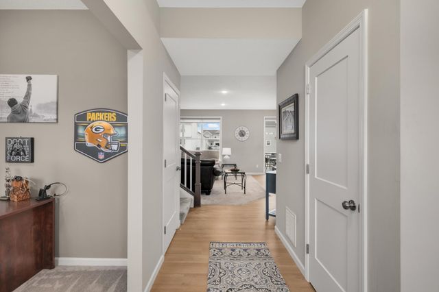 11600 34th Street N, Lake Elmo, MN 55042