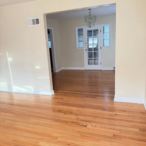 7513 Kenton Street, Skokie, IL 60076