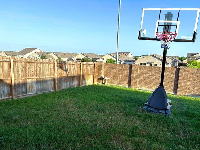345 Wishbone Lane, Fort Worth, TX 76052