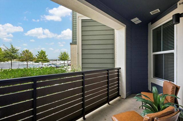 2200 Beacon Circle, League City, TX 77573