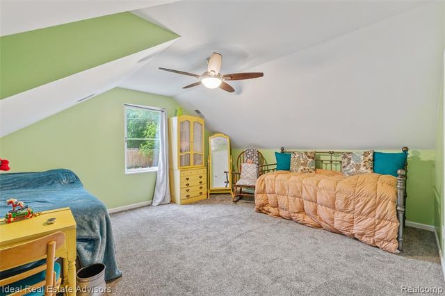 6304 Hiawatha Road, Whitmore Lake, MI 48189