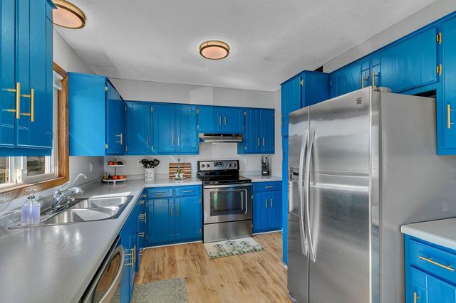 501 Kirkwall Drive, Waite Park, MN 56387