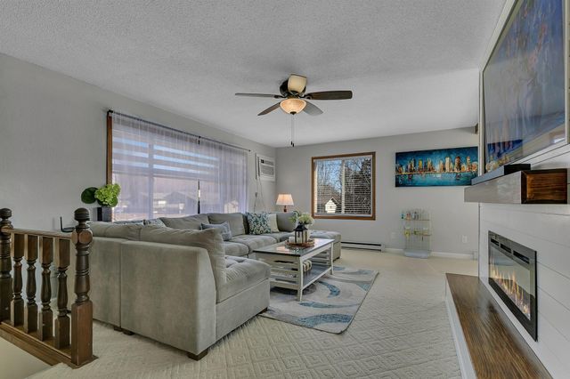 501 Kirkwall Drive, Waite Park, MN 56387