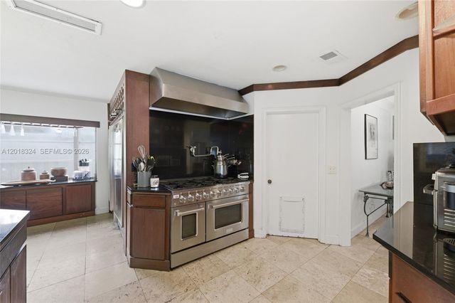 1310 SE 14th Ct, Deerfield Beach, FL 33441