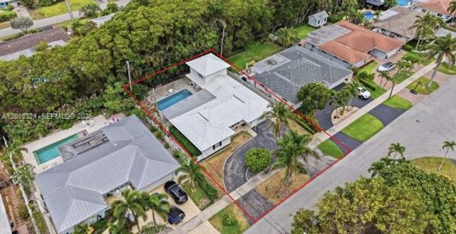 1310 SE 14th Ct, Deerfield Beach, FL 33441