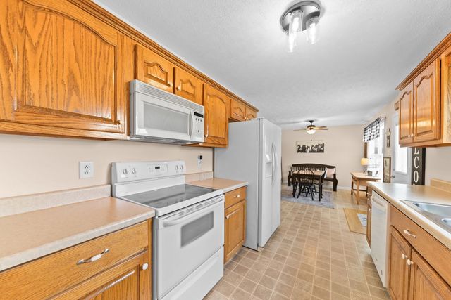2784 Joe Reeves Rd, Lewisburg, TN 37091