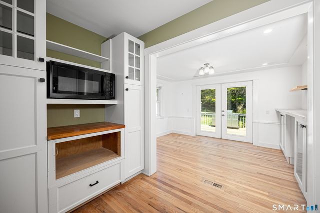 18 Cook Road, Stamford, CT 06902