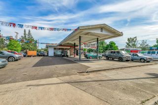 906 W Main Street, Medford, OR 97501